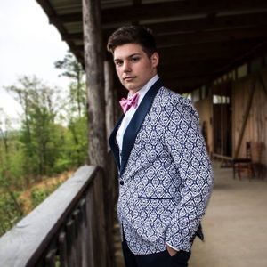 Meet your Posher, Blue